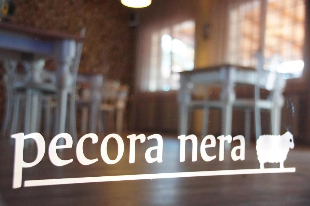 Гостьовий будинок Country-House Pecora Nera Мошано-Сант'Анджело Екстер'єр фото